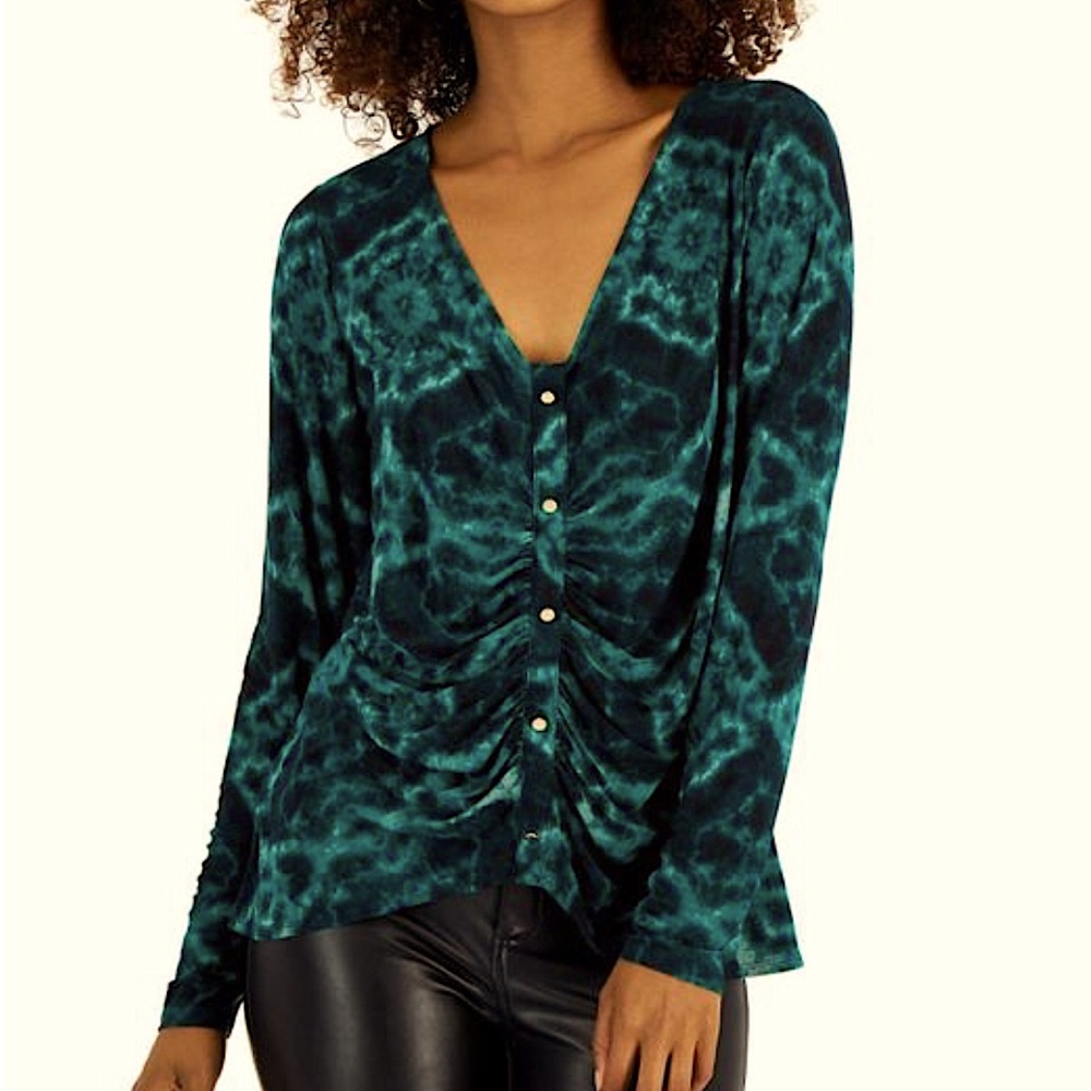 INC International Concepts silky blouse sized Petite M (MP)